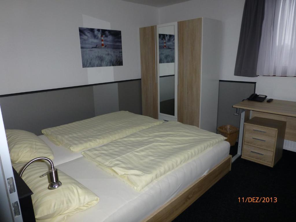 Hotel Ruestersieler Hof Wilhelmshaven Quarto foto